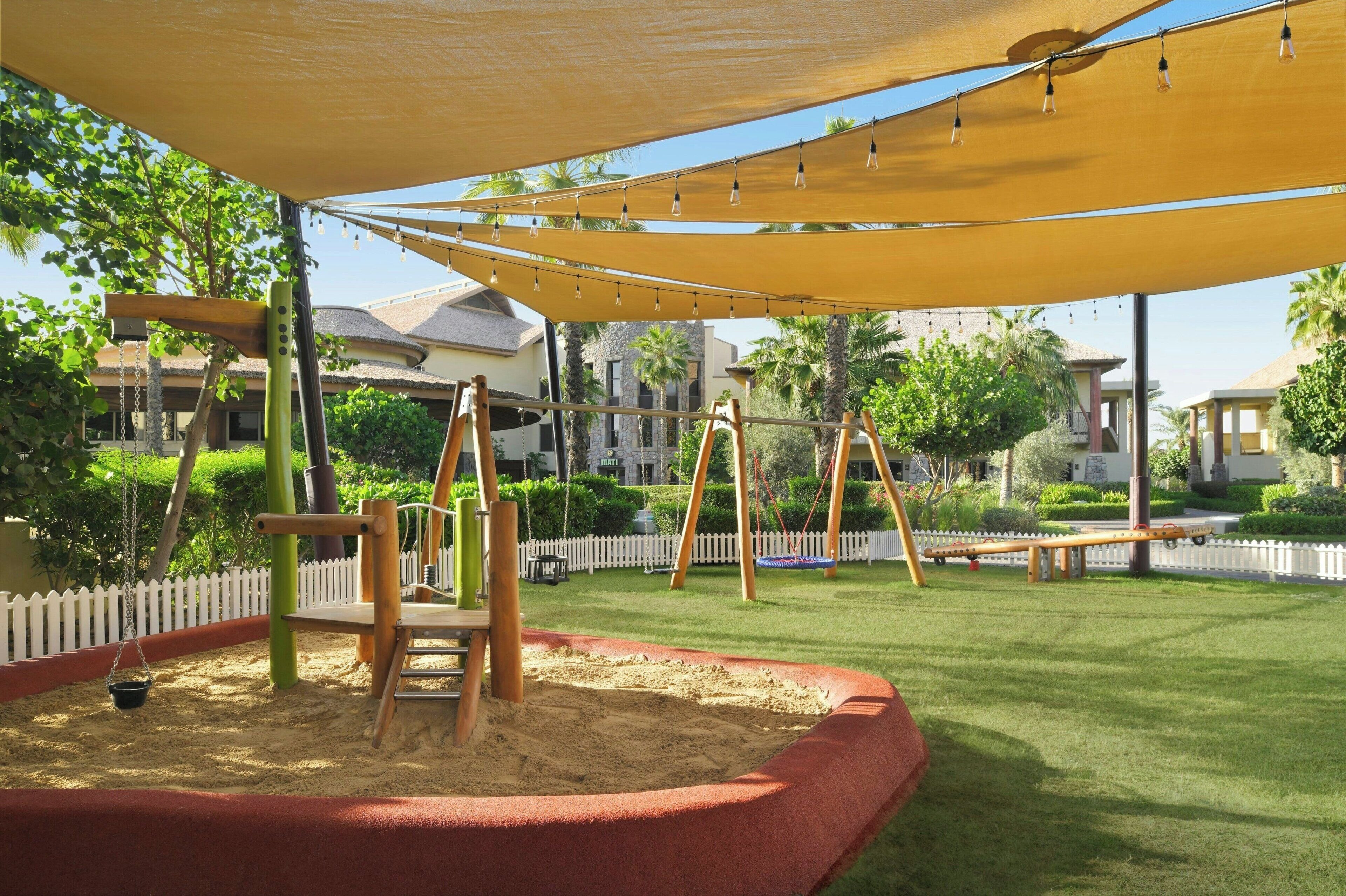 Lapita Dubai Parks & Resorts, Autograph Collection - Toddler-friendly hotel exterior and facilities